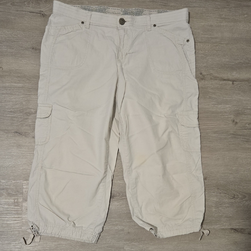 Casual Cream Cargo Capri Pants, Gloria Vanderbilt, Sz 12